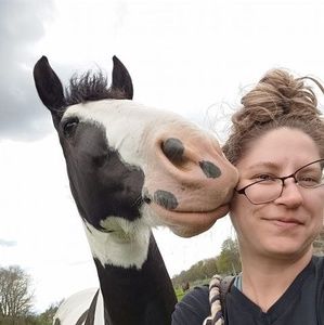 Meet your Posher, Mallory